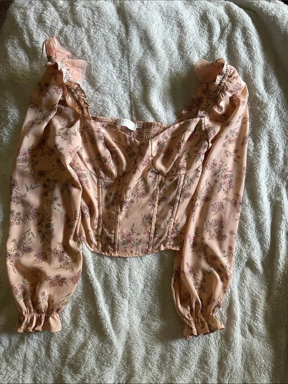Peach Floral Puff-Sleeve Crop Top - Women's